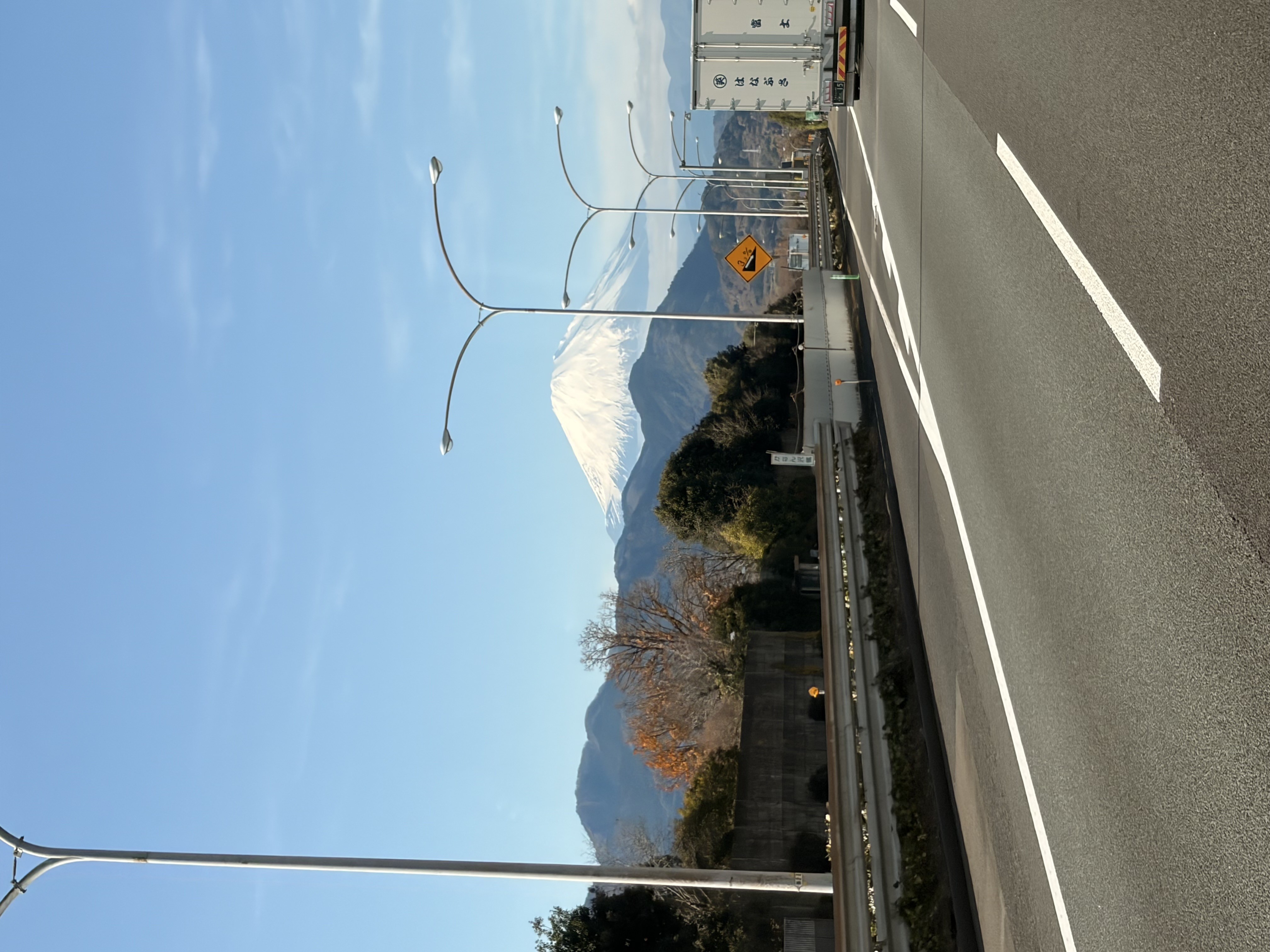 年末のご挨拶の道中で見えた富士山