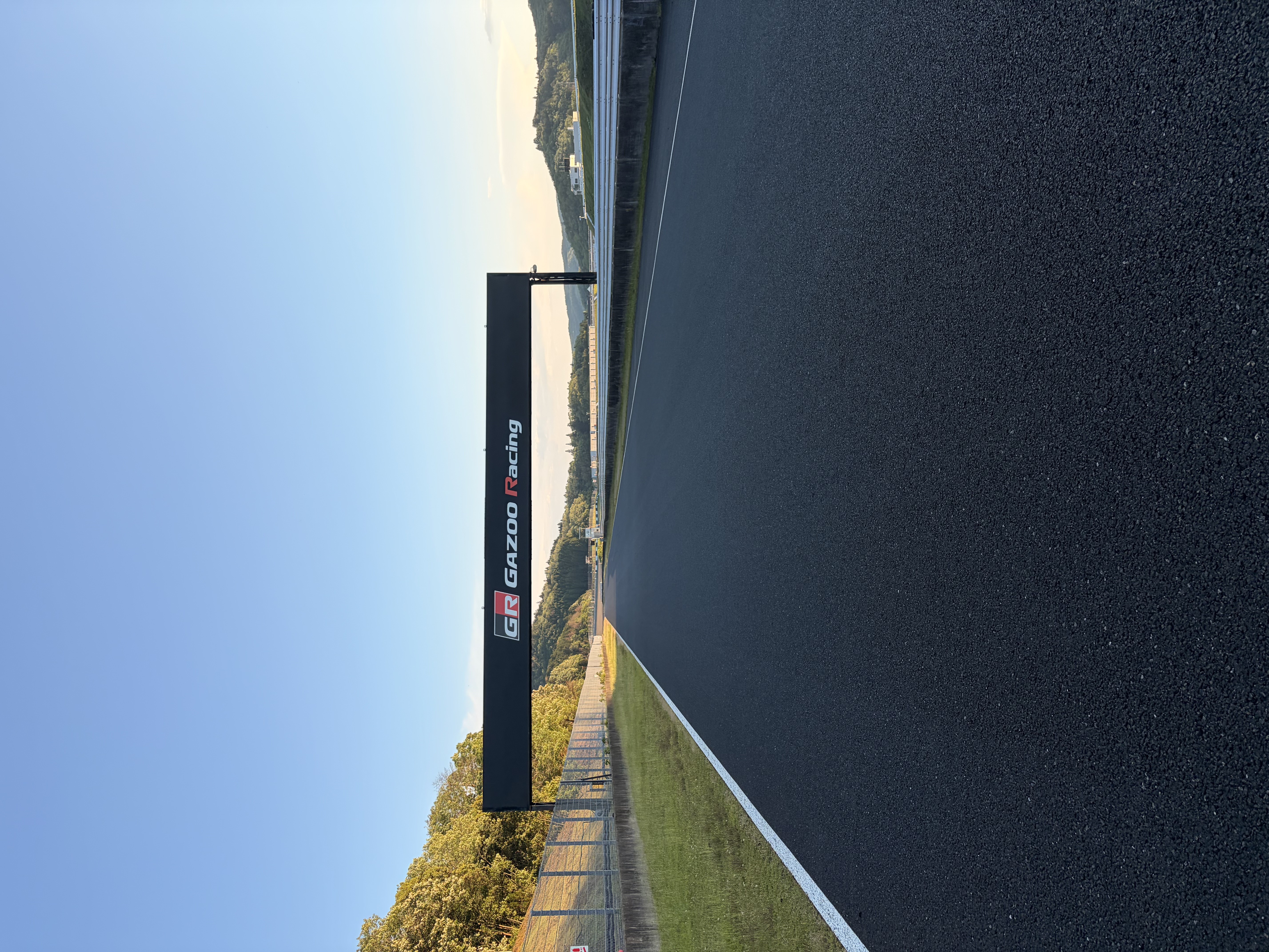 岡山国際サーキット バックストレート