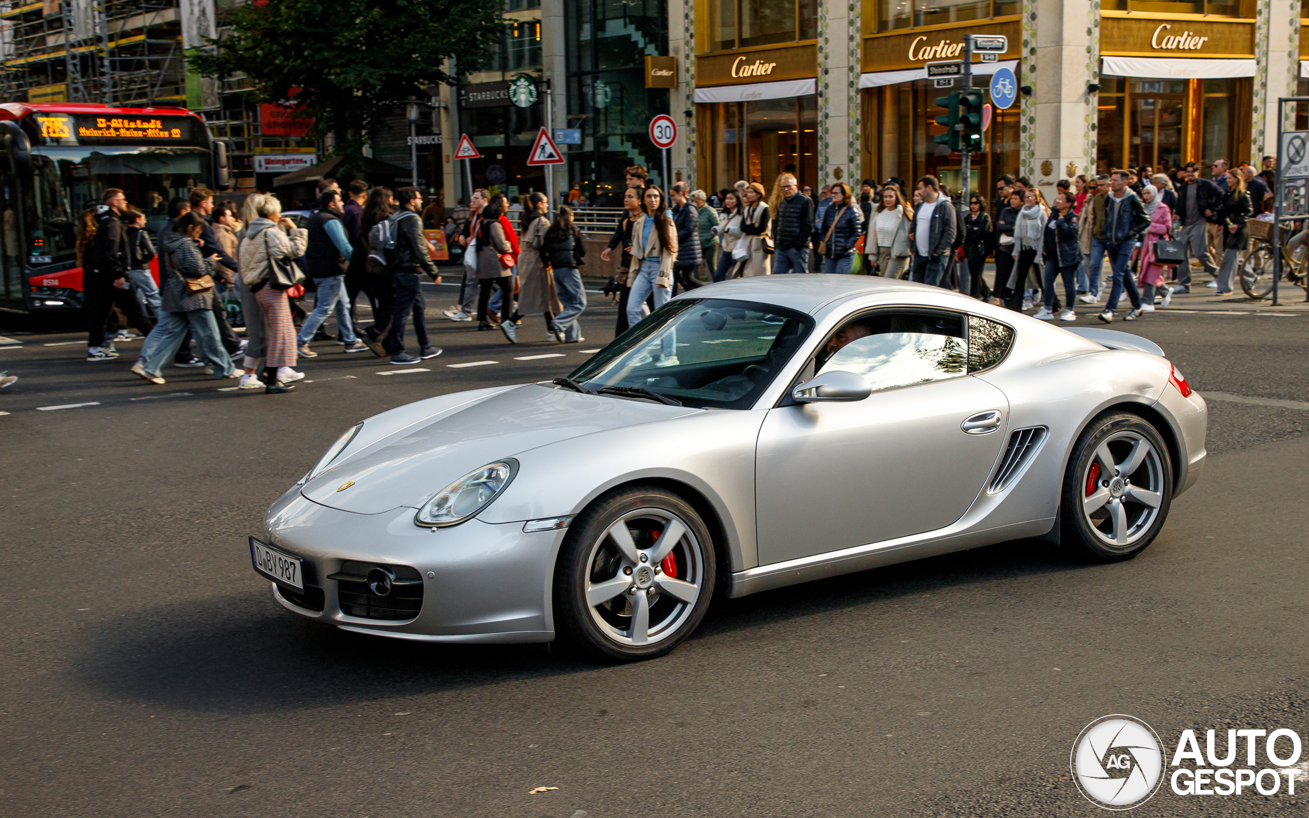 Porsche Cayman 987 全体像